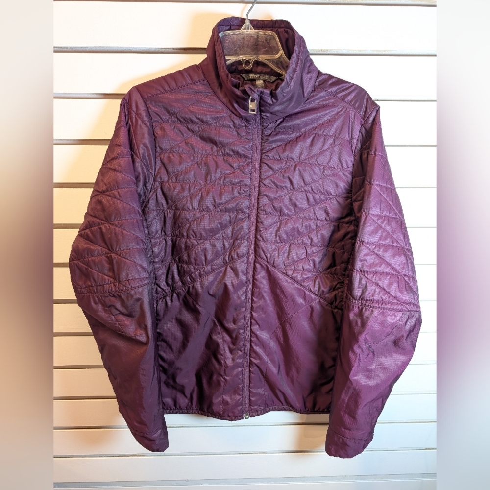 Toad & Co Women's Airvoyant Insulated Quilted Jacket Plum Size Large EUC